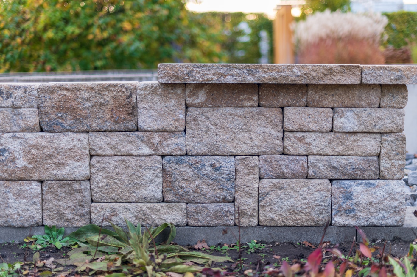 Retaining wall